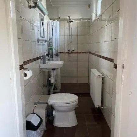 Arnold Apartmanhaz Buk Exterior photo