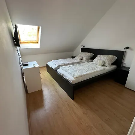 Arnold Apartmanhaz Buk Exterior photo