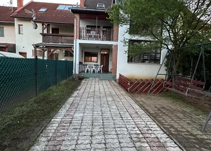 Arnold Apartmanhaz